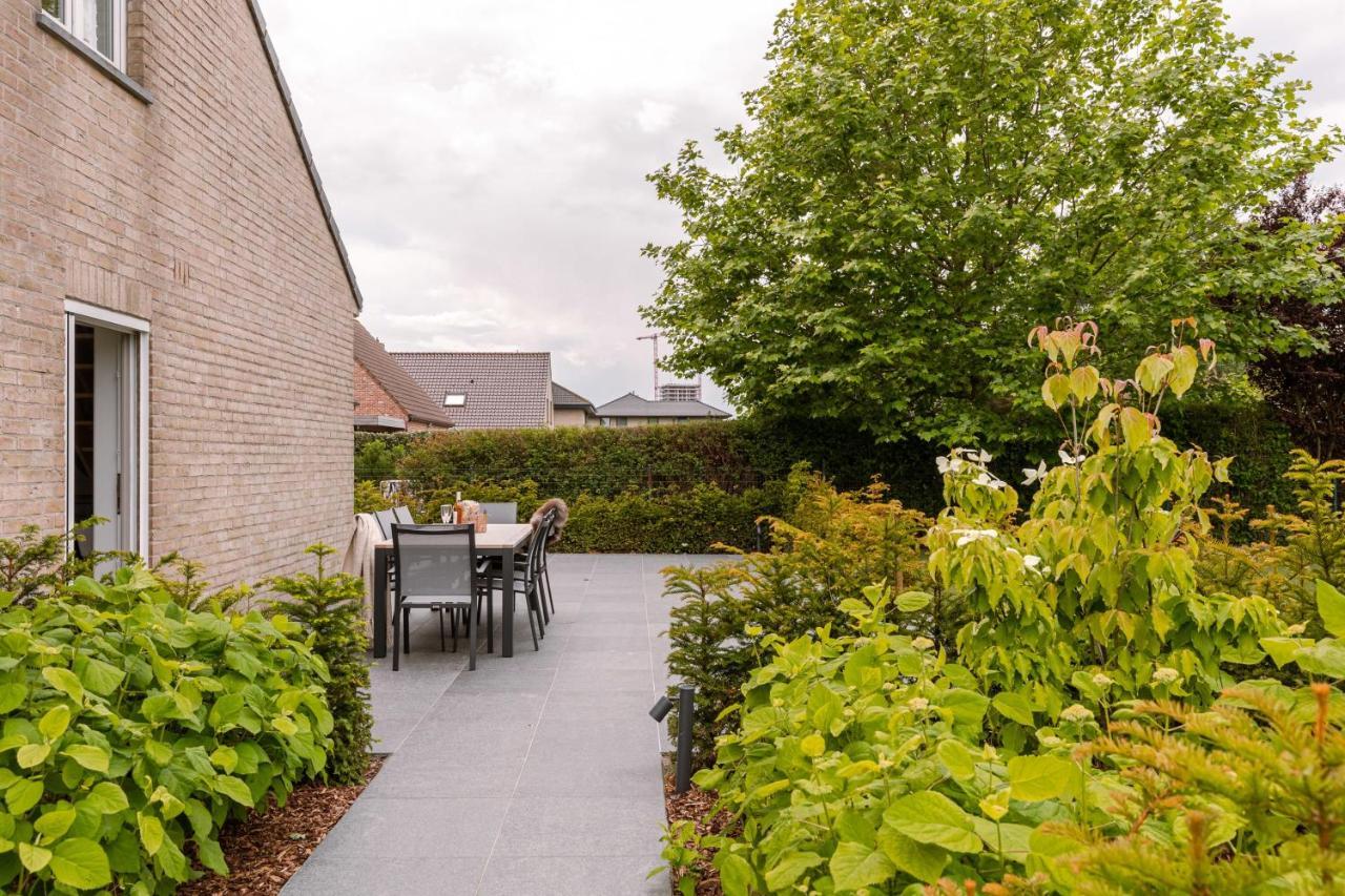 Fantastic Family Villa With Beautiful Garden Ostend Exterior photo