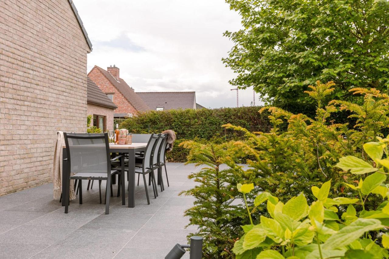 Fantastic Family Villa With Beautiful Garden Ostend Exterior photo